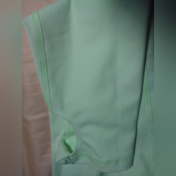 BNWT LEGGINGS BY DICKS SPORTING GOODS SZ.LG (GIRLS) NEON GREEN/ YELLOW SOFT - Picture 6 of 7